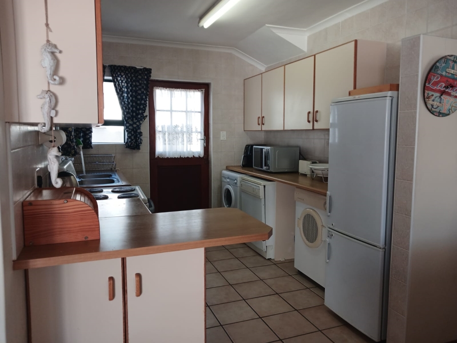 4 Bedroom Property for Sale in Stilbaai Wes Western Cape